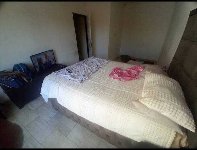 3 BEDROOM HOUSE FOR SALE IN TSAKANE